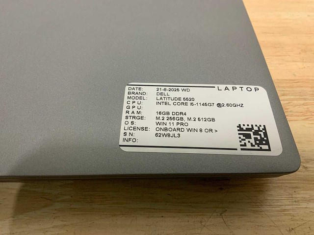 Dell latitude 5520 laptop - afbeelding 9 van  9