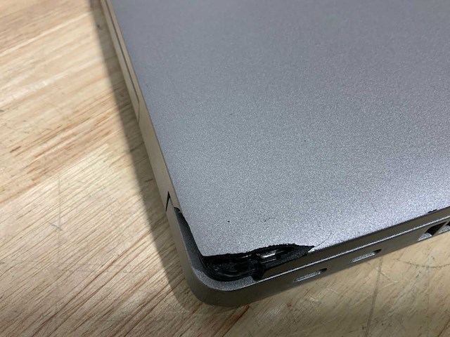 Dell latitude 5520 laptop - afbeelding 2 van  10