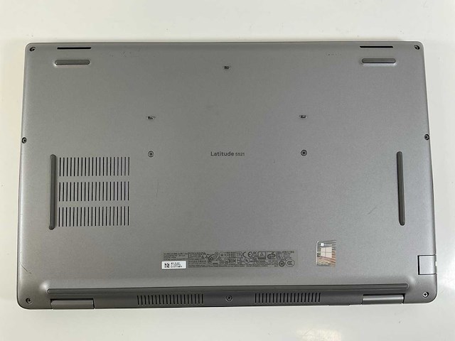 Dell latitude 5521 15,6”, core(tm) i7 11th gen, 32 gb ram, 2 tb nvme, nvidia geforce mx450 2 gb laptop - afbeelding 6 van  7