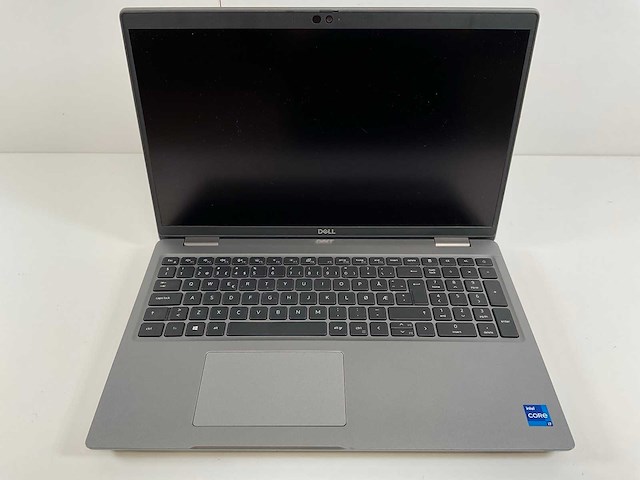 Dell latitude 5521 15,6”, core(tm) i7 11th gen, 32 gb ram, 2 tb nvme, nvidia geforce mx450 2 gb laptop - afbeelding 1 van  7