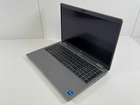 Dell latitude 5521 15,6”, core(tm) i7 11th gen, 32 gb ram, 512 gb nvme, nvidia geforce mx450 2 gb laptop - afbeelding 3 van  7