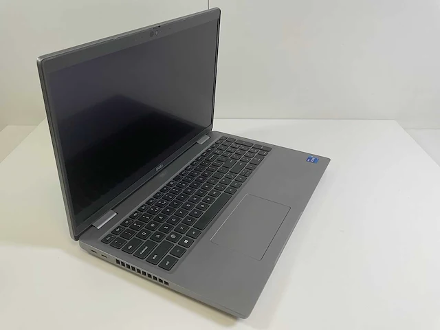 Dell latitude 5521 15.6”, core(tm) i7 11th gen, 8 gb ram, 512 gb nvme, nvidia geforce mx450 2 gb laptop - afbeelding 2 van  7
