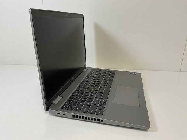 Dell latitude 5530 15.5”, core(tm) i7 12th gen, 16 gb ram, 512 gb nvme laptop - afbeelding 2 van  7