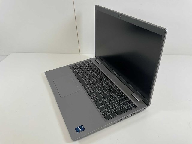 Dell latitude 5530 15,6”, core(tm) i7 12th gen, 16 gb ram, 1 tb nvme laptop - afbeelding 3 van  7