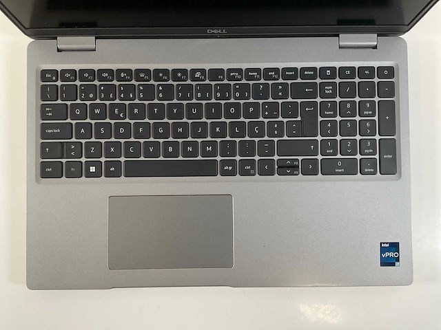 Dell latitude 5530 15,6”, core(tm) i7 12th gen, 16 gb ram, 512 gb nvme laptop - afbeelding 4 van  7