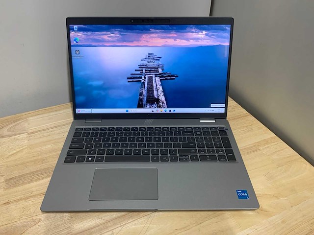Dell latitude 5530 laptop - afbeelding 1 van  9