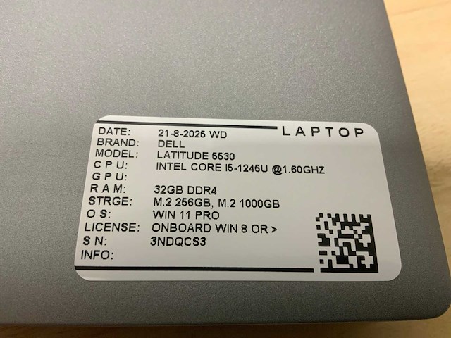 Dell latitude 5530 laptop - afbeelding 2 van  9