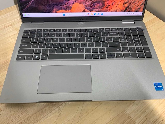 Dell latitude 5530 laptop - afbeelding 4 van  9