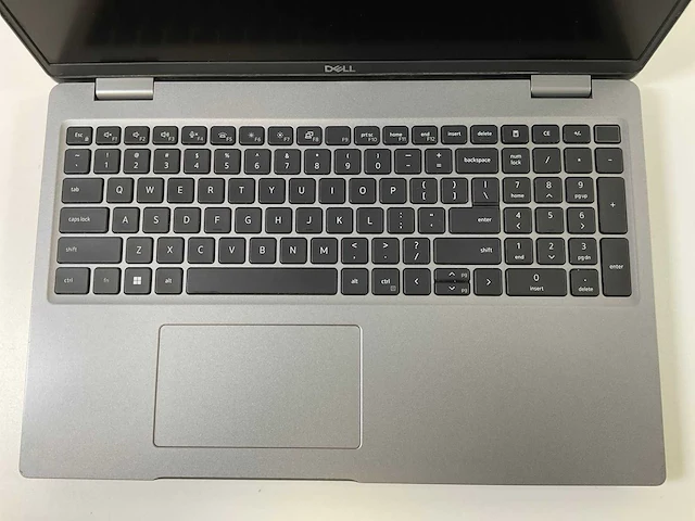 Dell latitude 5531 15.5”, core(tm) i7 12th gen, 32 gb ram, 512 gb nvme laptop - afbeelding 4 van  7
