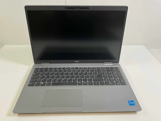 Dell latitude 5531 15.6”, core(tm) i5 12th gen, 32 gb ram, 512 gb nvme laptop - afbeelding 1 van  7