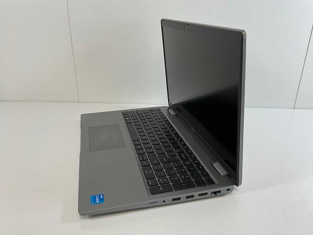 Dell latitude 5540 15.5”, core(tm) i5 13th gen, 16 gb ram, 256 gb nvme laptop - afbeelding 3 van  7