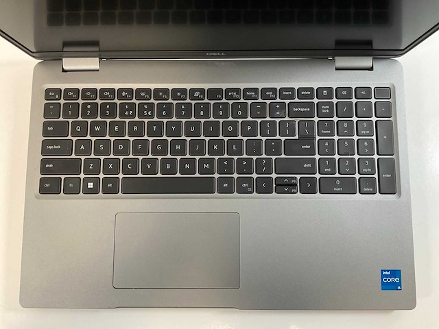 Dell latitude 5540 15.5”, core(tm) i5 13th gen, 16 gb ram, 256 gb nvme laptop - afbeelding 4 van  7
