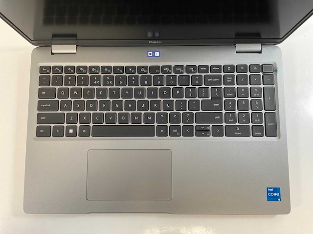 Dell latitude 5540 15.5”, core(tm) i5 13th gen, 16 gb ram, 256 gb nvme laptop - afbeelding 3 van  6