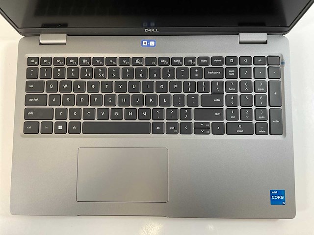 Dell latitude 5540 15.5”, core(tm) i5 13th gen, 16 gb ram, 256 gb nvme laptop - afbeelding 4 van  7
