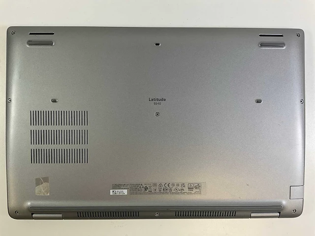 Dell latitude 5540 15.6”, core(tm) i7 13th gen, 8 gb ram, 512 gb nvme laptop - afbeelding 5 van  6