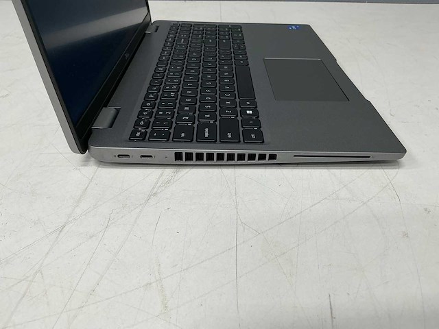 Dell latitude 5540 laptop 15,6 inch - afbeelding 11 van  12