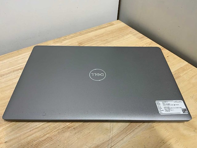 Dell latitude 5540(i5-gen13) laptop - afbeelding 6 van  8