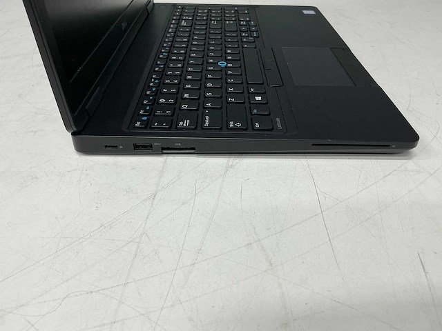 Dell latitude 5580 laptop 15,6 inch - afbeelding 12 van  12