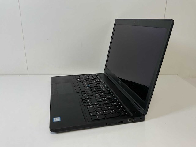 Dell latitude 5590 15.5”, core(tm) i7 8th gen, 16 gb ram, 512 gb ssd laptops (2x) - afbeelding 4 van  16