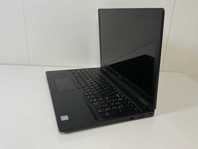 Dell latitude 5590 15.5”, core(tm) i7 8th gen, 16 gb ram, 512 gb ssd laptops (2x) - afbeelding 12 van  16