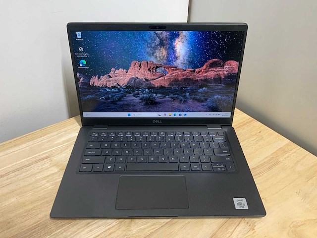 Dell latitude 7310 laptop - afbeelding 1 van  9