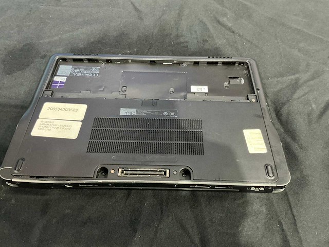 Dell latitude e7240 defecte laptop (3x) - afbeelding 3 van  6