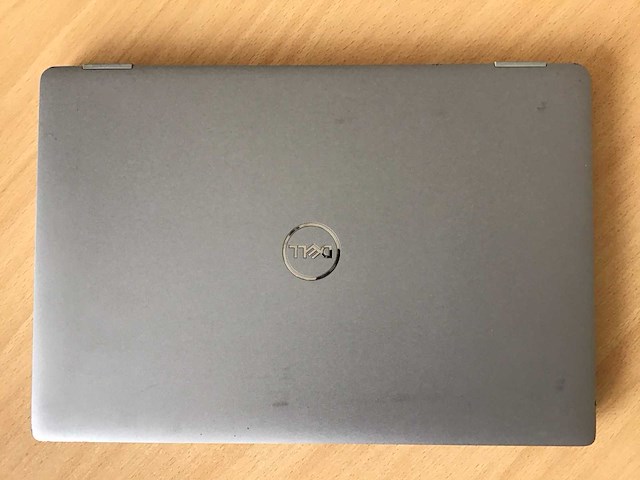 Dell latitude i7 incl monitors en accessoires - afbeelding 3 van  4