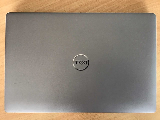 Dell latitude i7 incl monitors en accessoires - afbeelding 3 van  4