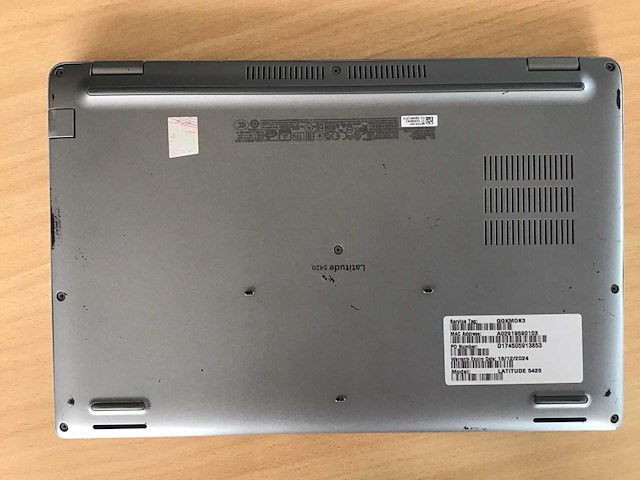 Dell latitude i7 incl monitors en accessoires - afbeelding 4 van  4
