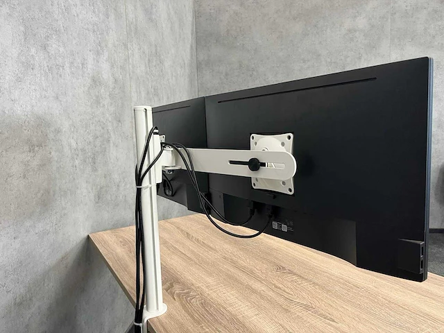 Dell/ markant 24" monitor set op dubbele arm - afbeelding 12 van  15