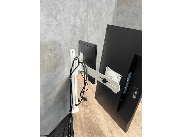 Dell/ markant 24" monitor set op dubbele arm - afbeelding 6 van  15