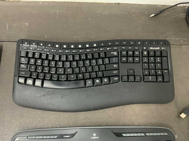 Dell, microsoft, logitech, lenovo, hp toetsenbord (10x) - afbeelding 10 van  13
