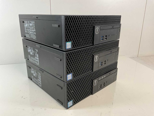 Dell mix model desktops - check description (3x) - afbeelding 2 van  7