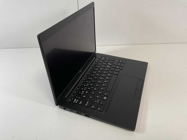 Dell mix model laptops - check description (2x) - afbeelding 9 van  15