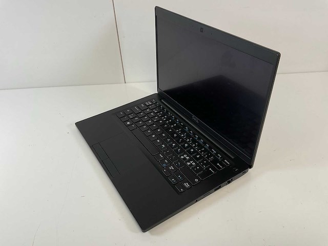 Dell mix model laptops - check description (2x) - afbeelding 10 van  15