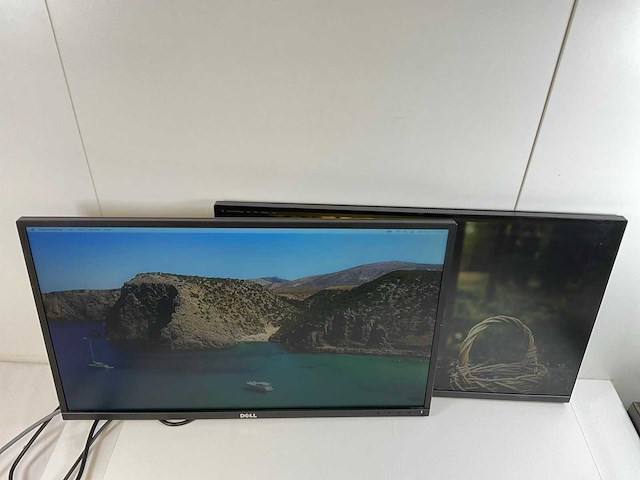 Dell mix model monitors - check description (2x) - afbeelding 6 van  12