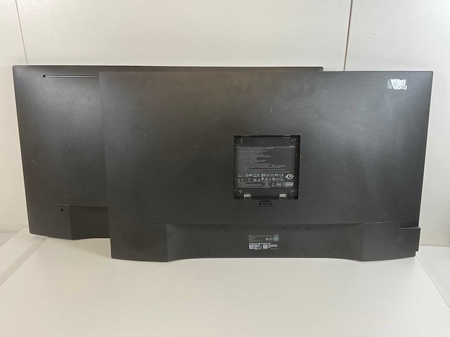 Dell mix model monitors - check description (2x) - afbeelding 12 van  12