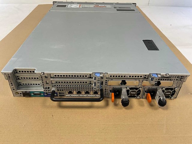 Dell (oem-r 720xd) - 2x xeon(r) e5-2630 v2, 64 gb ram (8xgb), 32 tb hdd rackmount chassis - afbeelding 11 van  13