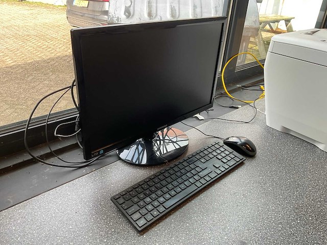 Dell optiplex 3010 desktop met monitor - afbeelding 3 van  5