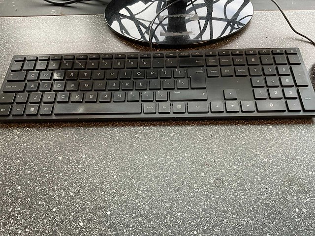 Dell optiplex 3010 desktop met monitor - afbeelding 4 van  5