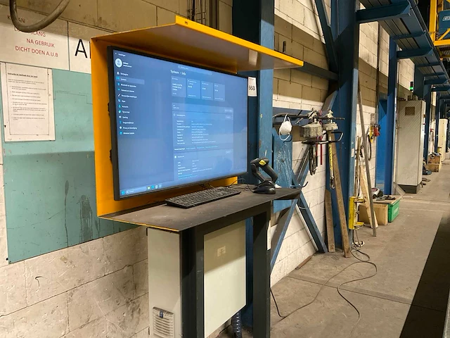 Dell optiplex 3090 desktop en monitor - afbeelding 1 van  7