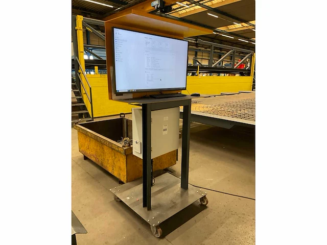 Dell optiplex 3090 desktop en monitor - afbeelding 1 van  4