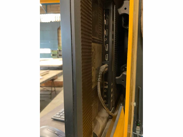 Dell optiplex g13iise desktop en monitor - afbeelding 1 van  14
