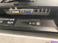 Dell p2214 - 22" monitoren met dubbele monitorarm - dp, dvi, vga, usb - afbeelding 8 van  10