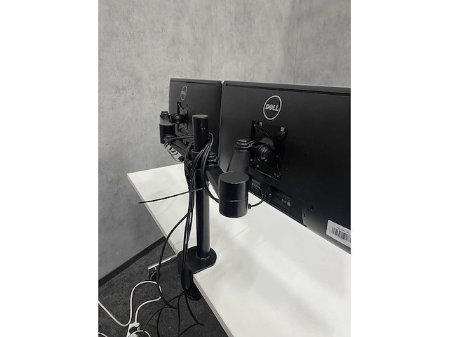 Dell p2214 - 22" monitoren met dubbele monitorarm - dp, dvi, vga, usb - afbeelding 5 van  10