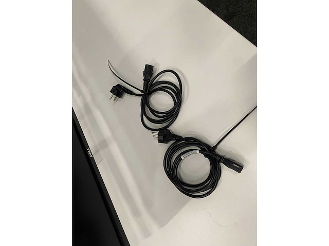 Dell p2217hc - 22" monitoren met monitorarm - hdmi, dp, vga - afbeelding 11 van  19