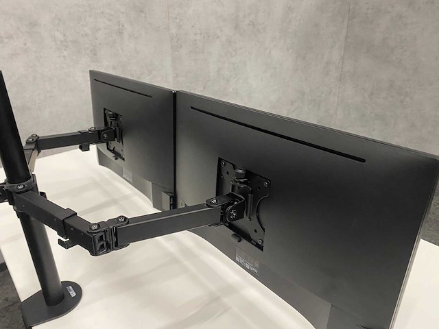 Dell p2217hc - 22" monitoren met monitorarm - hdmi, dp, vga - afbeelding 12 van  19