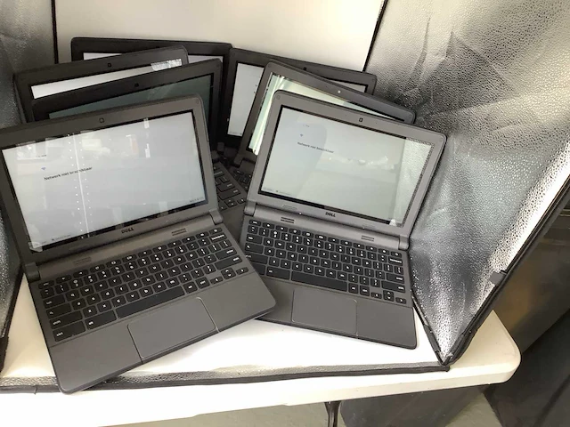 Dell p22t laptop chromebook (7x) - afbeelding 1 van  6