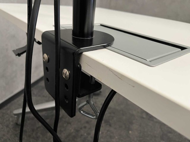 Dell p2417 - 24" monitoren met dubbele monitorarm - hdmi, dp, vga - afbeelding 3 van  23