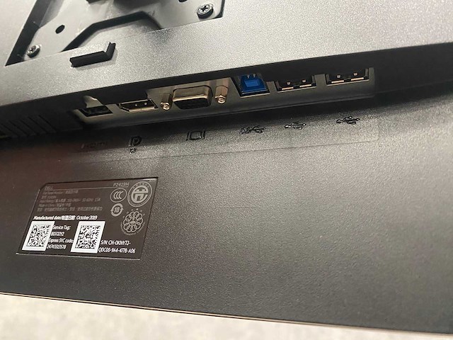Dell p2419h - 24" monitoren met monitorarm - dp, hdmi, vga - afbeelding 7 van  18